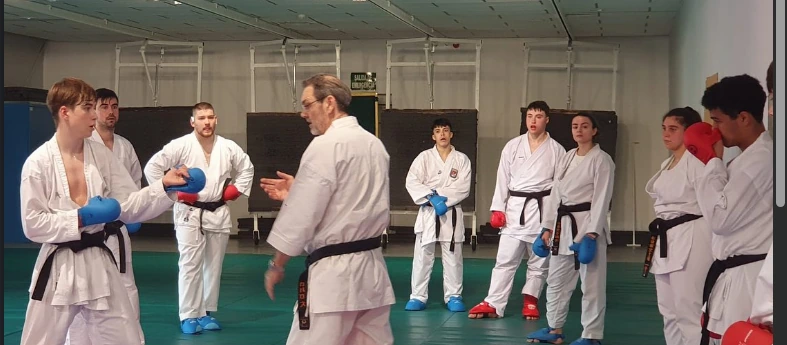 Entrenamiento de budo-kan en Nacional Fitness